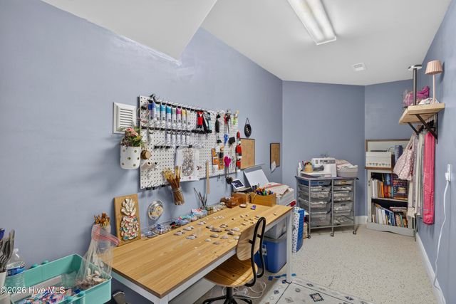 6027 Mount Carmel Parke, Wilmington, NC 28412