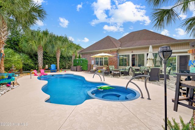 6027 Mount Carmel Parke, Wilmington, NC 28412