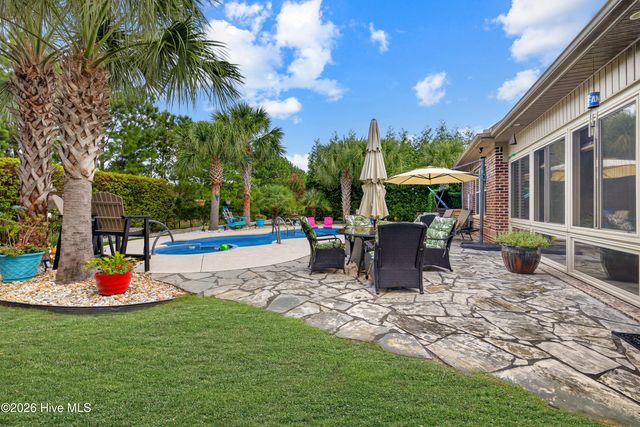 6027 Mount Carmel Parke, Wilmington, NC 28412