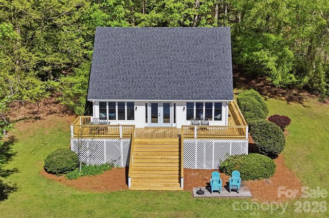 449 Island View Drive, Lexington, NC 27292