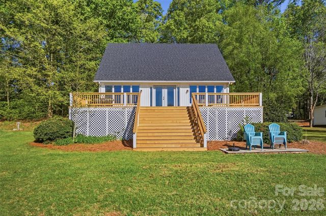 449 Island View Drive, Lexington, NC 27292
