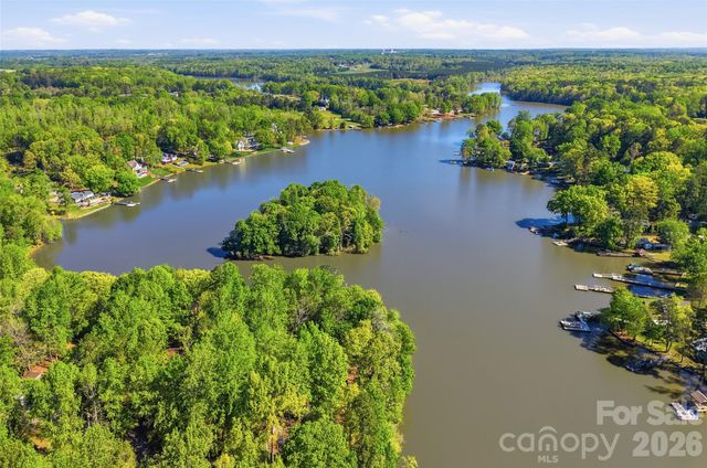 449 Island View Drive, Lexington, NC 27292