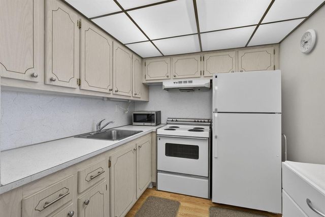 225 Bedford I 225, West Palm Beach, FL 33417