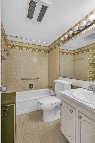 225 Bedford I 225, West Palm Beach, FL 33417