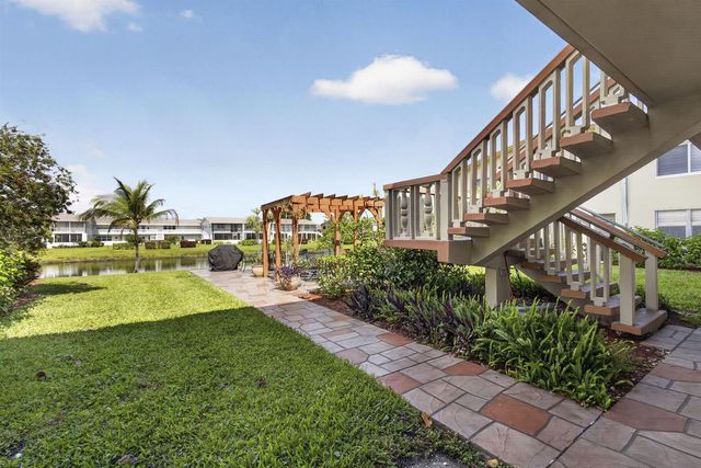 225 Bedford I 225, West Palm Beach, FL 33417