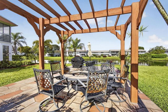 225 Bedford I 225, West Palm Beach, FL 33417