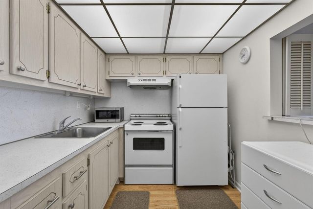 225 Bedford I 225, West Palm Beach, FL 33417