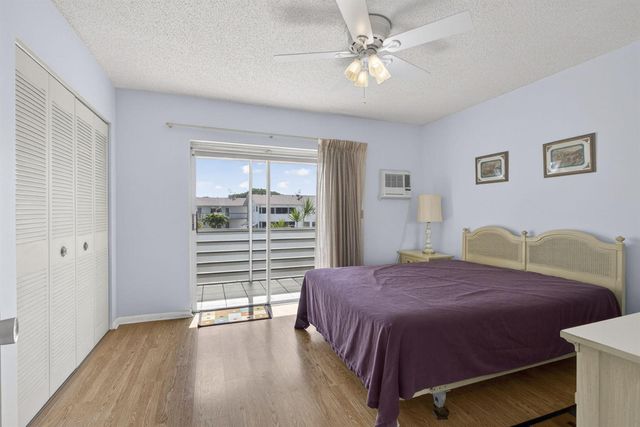 225 Bedford I 225, West Palm Beach, FL 33417