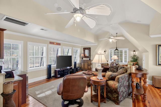 2380 Darts Cove Way, Mount Pleasant, SC 29466