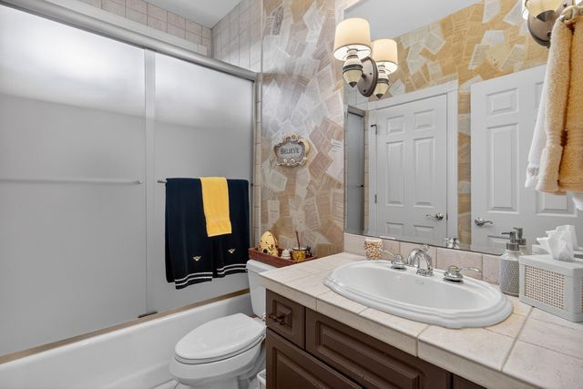 2380 Darts Cove Way, Mount Pleasant, SC 29466