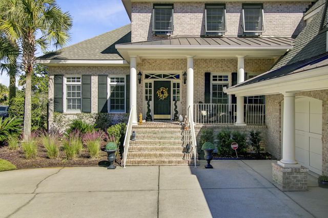 2380 Darts Cove Way, Mount Pleasant, SC 29466