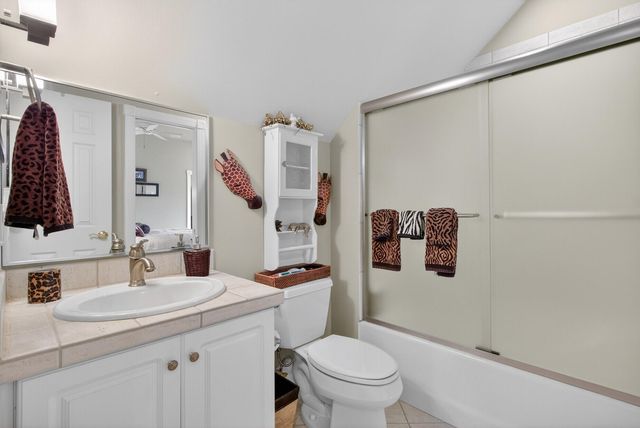 2380 Darts Cove Way, Mount Pleasant, SC 29466