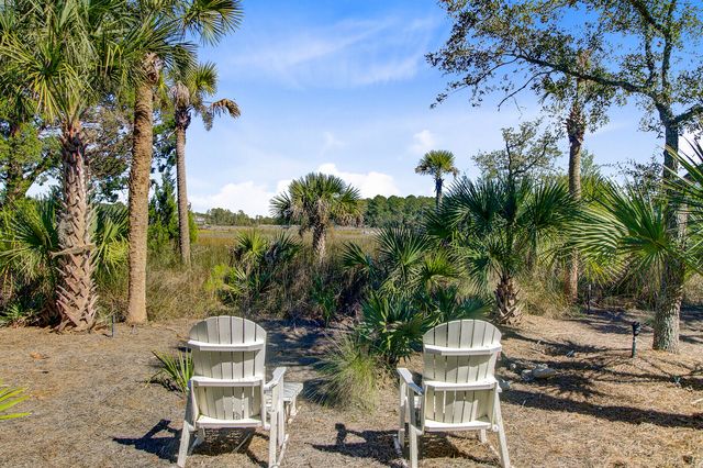 2380 Darts Cove Way, Mount Pleasant, SC 29466