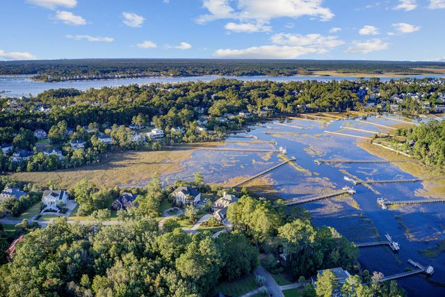 2380 Darts Cove Way, Mount Pleasant, SC 29466