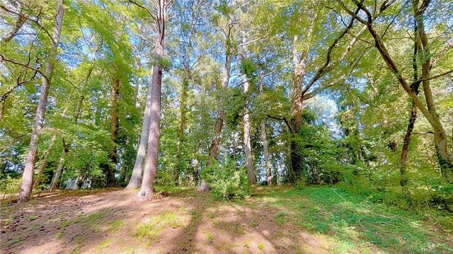 2744 Fairlane Drive SE, Atlanta, GA 30354