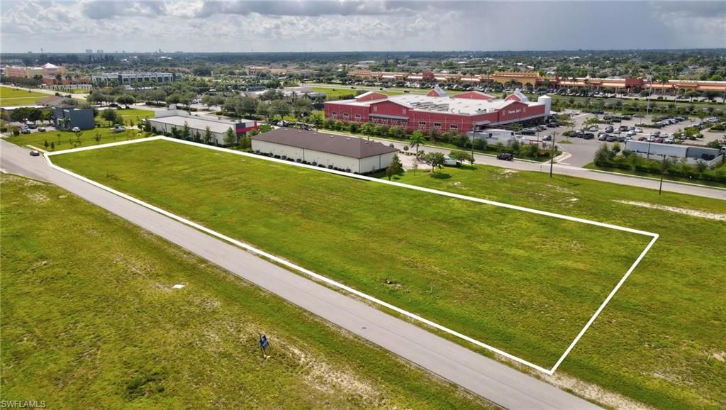 1434 4TH TER, CAPE CORAL, FL 33991 — exterior