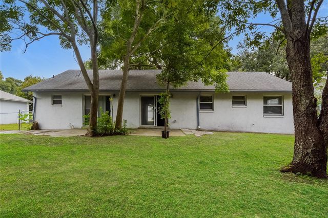 1604 BLACKBERRY COURT, Eustis, FL 32726