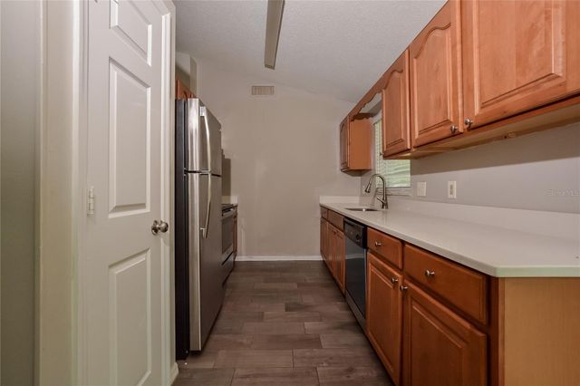 1604 BLACKBERRY COURT, Eustis, FL 32726