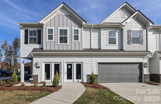 2015 Bayou Trace Drive, Charlotte, NC 28262