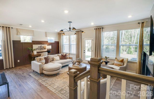 2015 Bayou Trace Drive, Charlotte, NC 28262