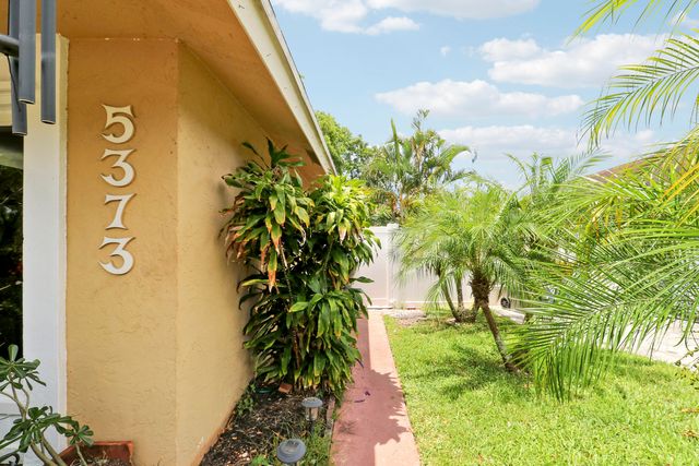 5373 Gene Circle, West Palm Beach, FL 33415