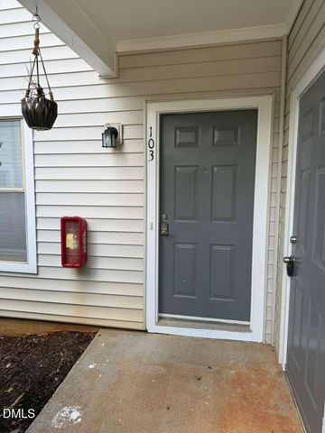 6111 Sunpointe Drive 103, Raleigh, NC 27606