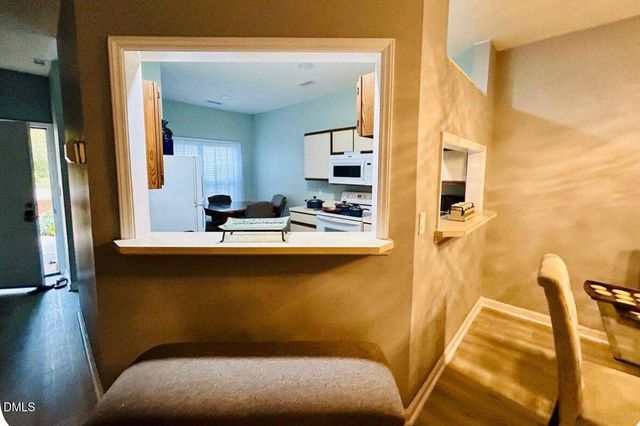 6111 Sunpointe Drive 103, Raleigh, NC 27606