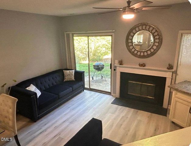 6111 Sunpointe Drive 103, Raleigh, NC 27606