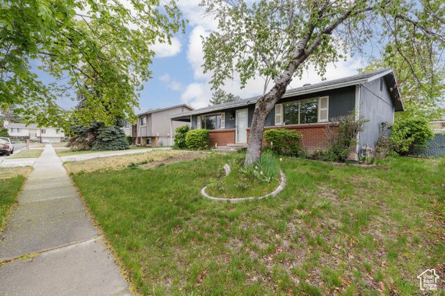 5550 WESTSIDE DR, Kearns, UT 84118