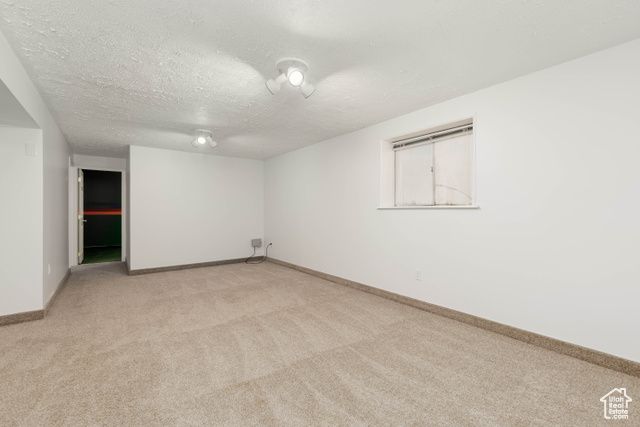 5550 WESTSIDE DR, Kearns, UT 84118