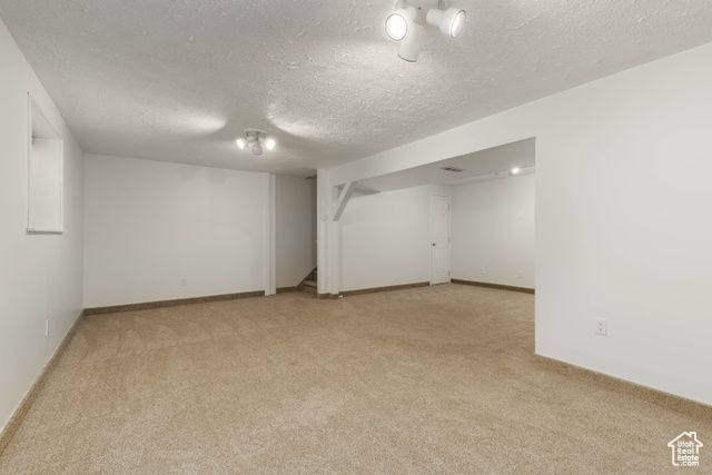 5550 WESTSIDE DR, Kearns, UT 84118