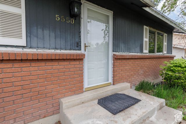 5550 WESTSIDE DR, Kearns, UT 84118