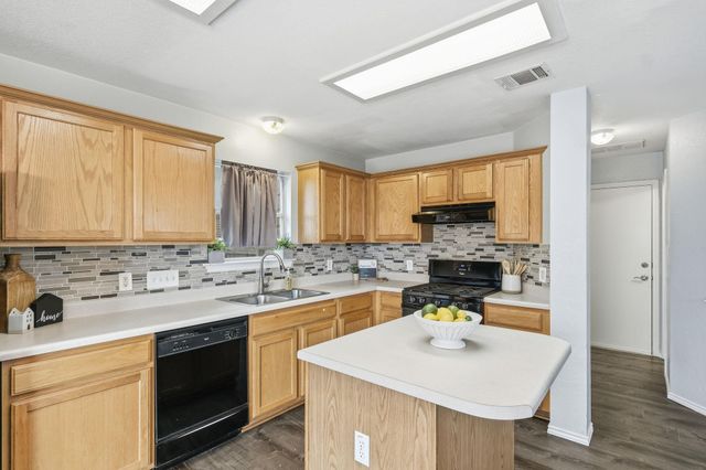 17408 Valentine DR, Round Rock, TX 78664