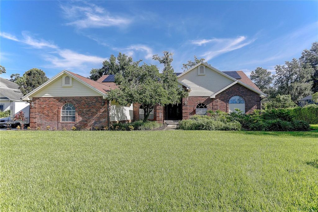 4506 COUNTRY GATE COURT, Valrico, FL 33596