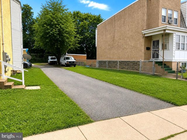 202 GREENWAY AVE, Darby, PA 19023
