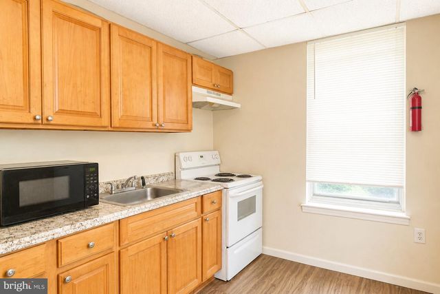202 GREENWAY AVE, Darby, PA 19023