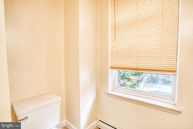 202 GREENWAY AVE, Darby, PA 19023
