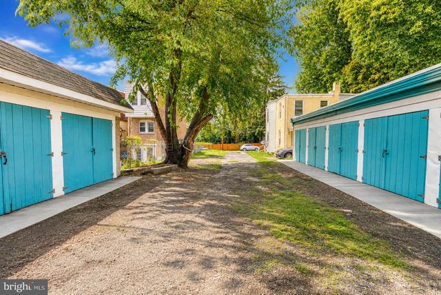 202 GREENWAY AVE, Darby, PA 19023