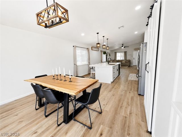 7476 Flowing Stream Drive, Las Vegas, NV 89131