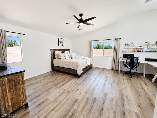 7476 Flowing Stream Drive, Las Vegas, NV 89131
