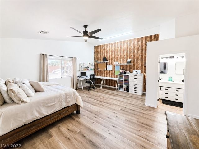 7476 Flowing Stream Drive, Las Vegas, NV 89131