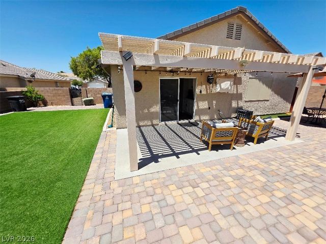 7476 Flowing Stream Drive, Las Vegas, NV 89131