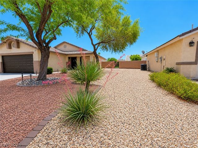 7476 Flowing Stream Drive, Las Vegas, NV 89131