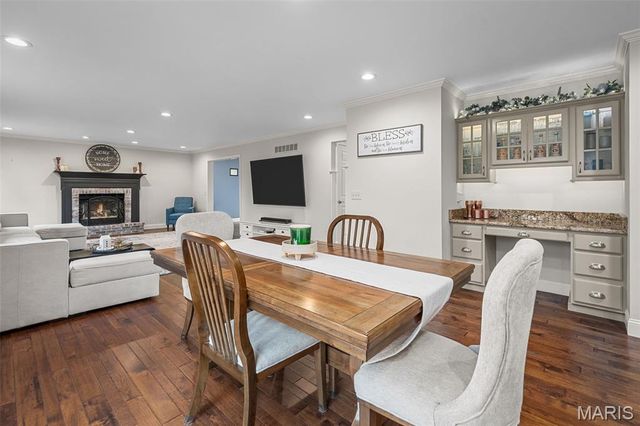 37 Ravens Pointe, Lake St Louis, MO 63367