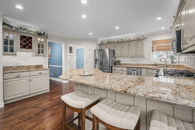 37 Ravens Pointe, Lake St Louis, MO 63367