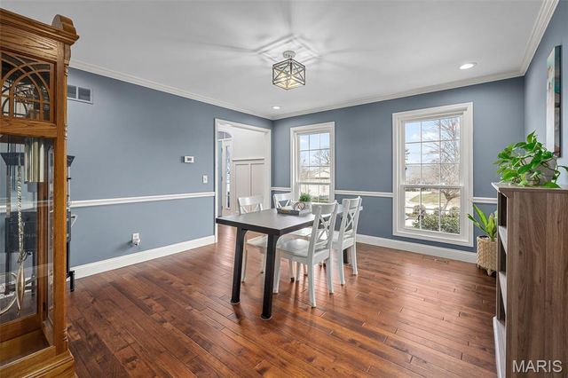 37 Ravens Pointe, Lake St Louis, MO 63367