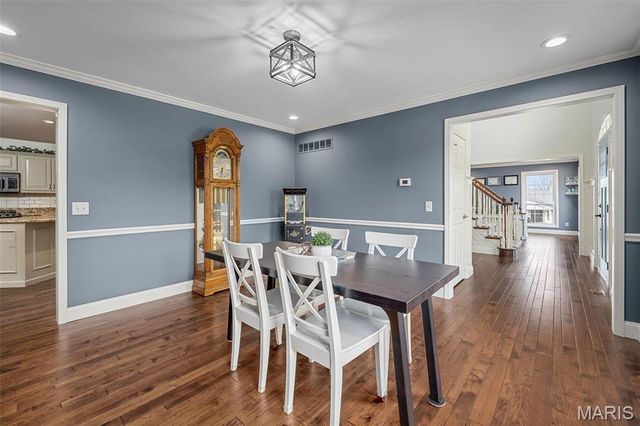 37 Ravens Pointe, Lake St Louis, MO 63367