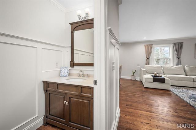 37 Ravens Pointe, Lake St Louis, MO 63367