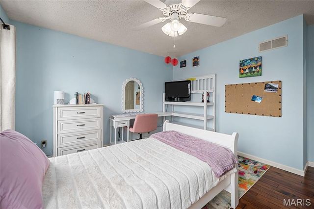 37 Ravens Pointe, Lake St Louis, MO 63367