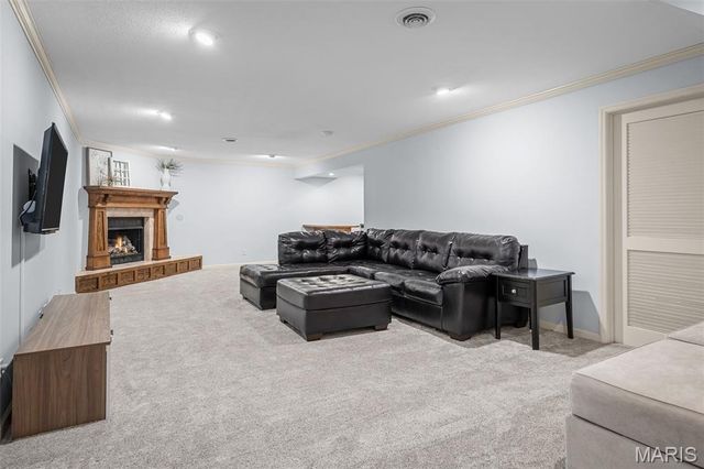 37 Ravens Pointe, Lake St Louis, MO 63367